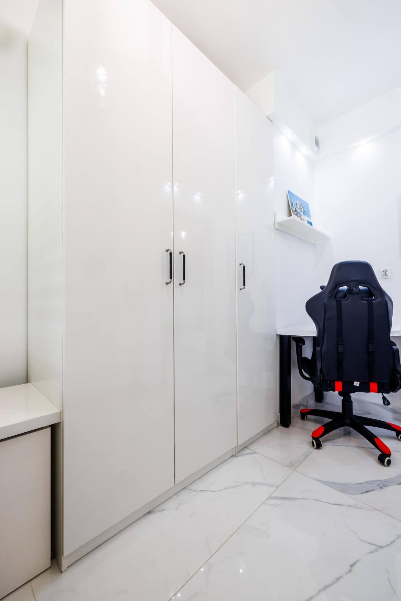 ז'שוב Luxury Apartment With Spa Bath- City Centre, Free Parking מראה חיצוני תמונה