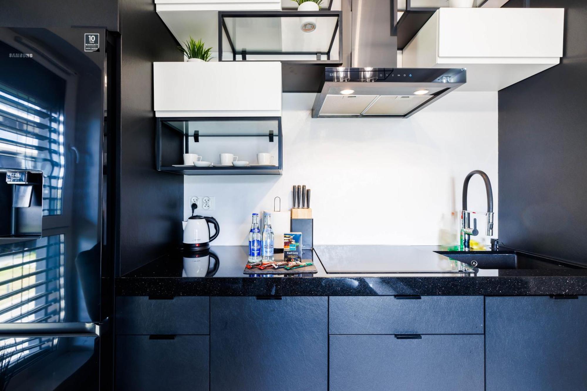 ז'שוב Luxury Apartment With Spa Bath- City Centre, Free Parking מראה חיצוני תמונה