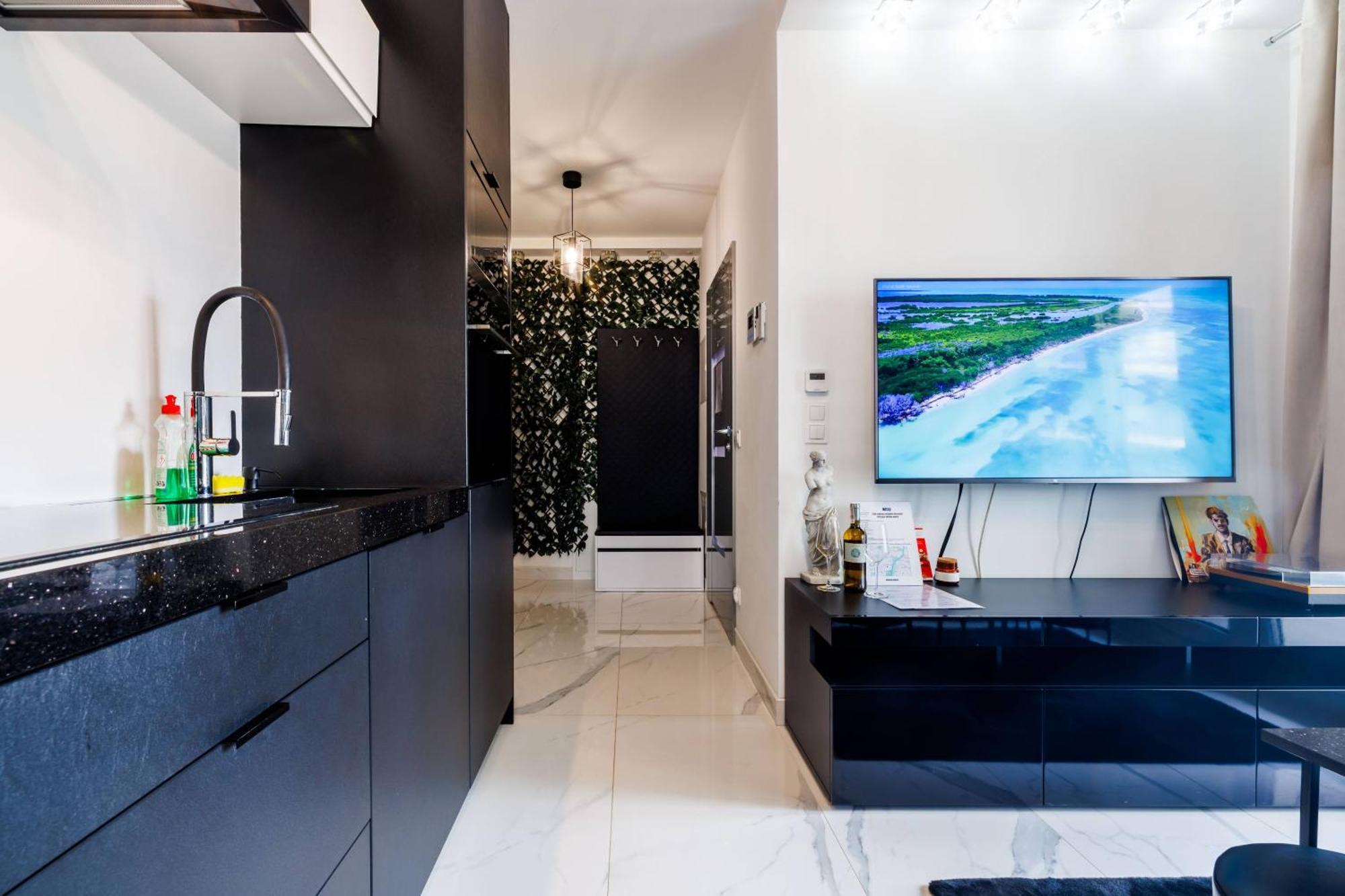 ז'שוב Luxury Apartment With Spa Bath- City Centre, Free Parking מראה חיצוני תמונה